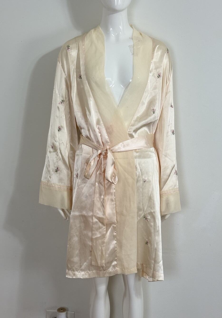 Morgan Taylor Women's Size XL Satin Cream Floral Kimono Robe Belt Embroidered